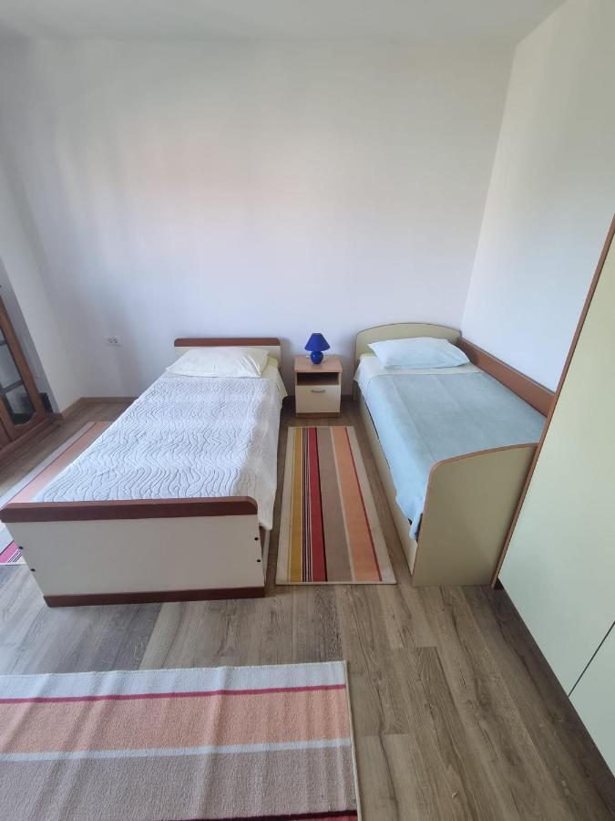 Apartment Mate Sukošan 外观 照片